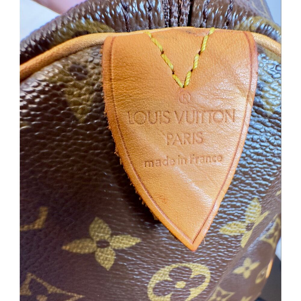 Louis Vuitton Speedy 30 Monogram Canvas Handbag w/ Lock, Dust Bag & COA - Picture 9 of 15